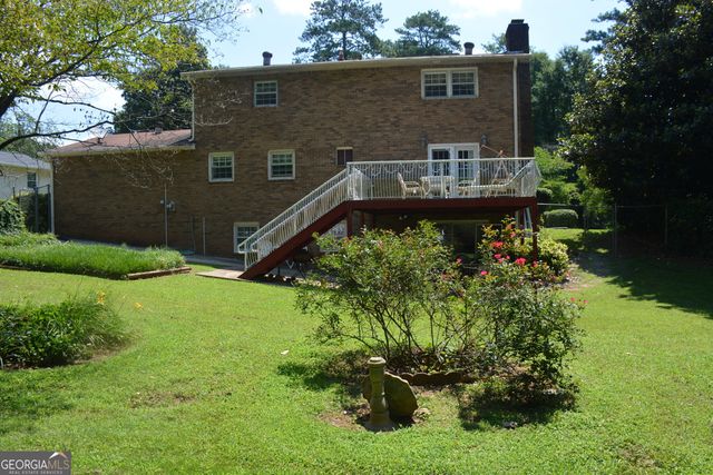 862 Fireside Way, Stone Mountain, GA 30083