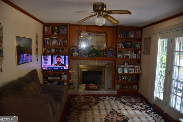 862 Fireside Way, Stone Mountain, GA 30083