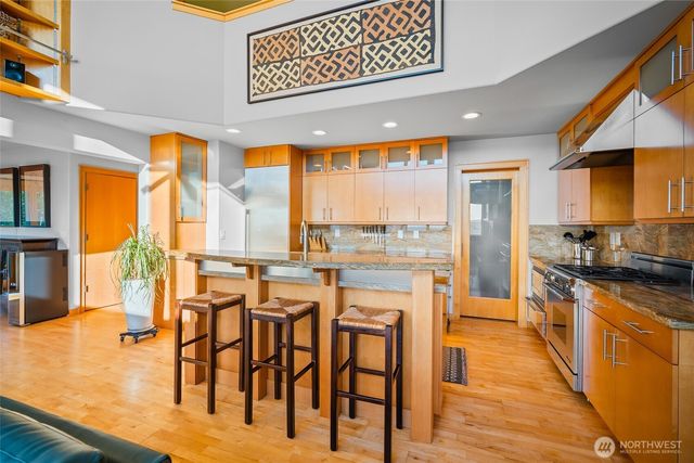 106 N State Street, Bellingham, WA 98225