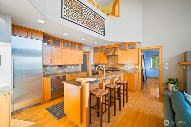 106 N State Street, Bellingham, WA 98225
