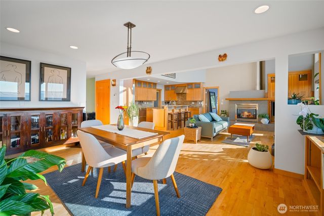 106 N State Street, Bellingham, WA 98225