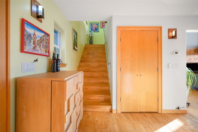 106 N State Street, Bellingham, WA 98225