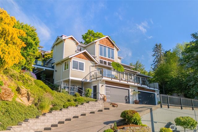 106 N State Street, Bellingham, WA 98225