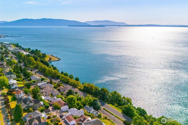 106 N State Street, Bellingham, WA 98225