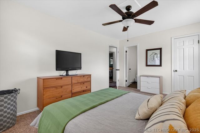 1048 SE Greystone Avenue, Bartlesville, OK 74006