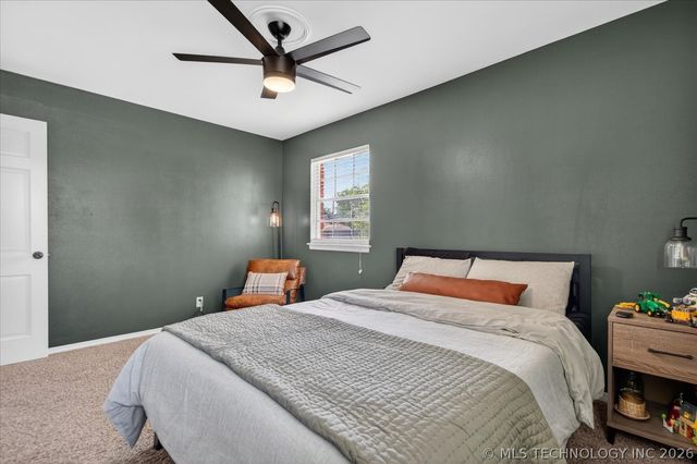 1048 SE Greystone Avenue, Bartlesville, OK 74006