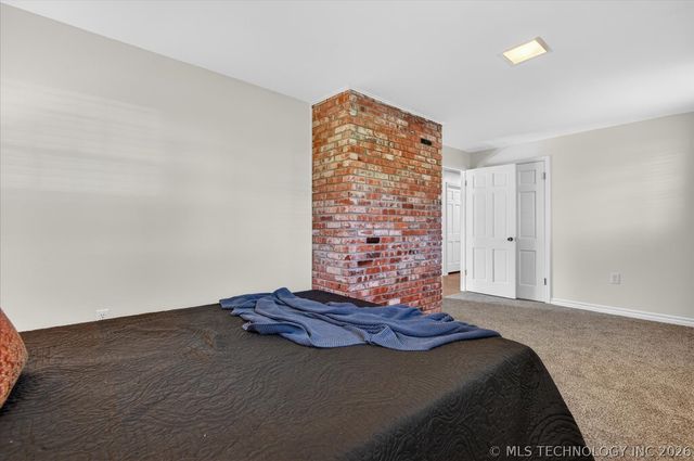 1048 SE Greystone Avenue, Bartlesville, OK 74006