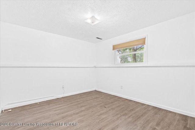 1397 N Onondaga Road, Holt, MI 48842