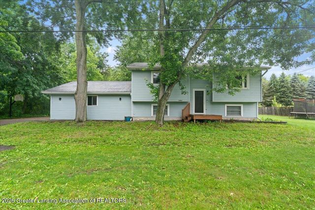 1397 N Onondaga Road, Holt, MI 48842