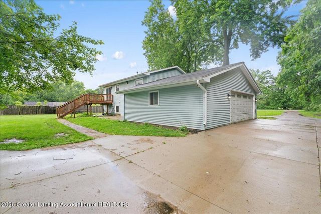 1397 N Onondaga Road, Holt, MI 48842