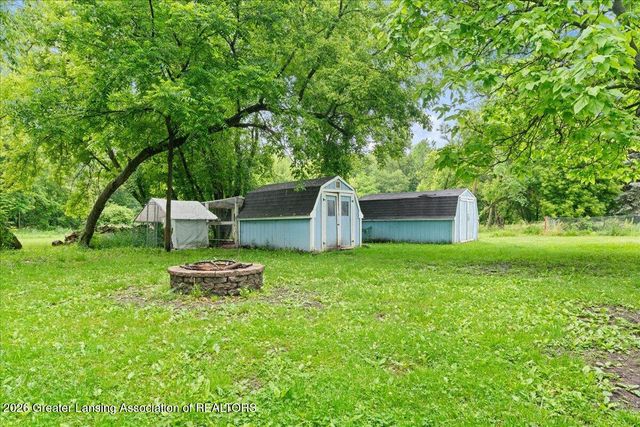 1397 N Onondaga Road, Holt, MI 48842