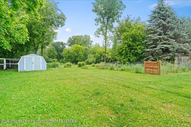 1397 N Onondaga Road, Holt, MI 48842