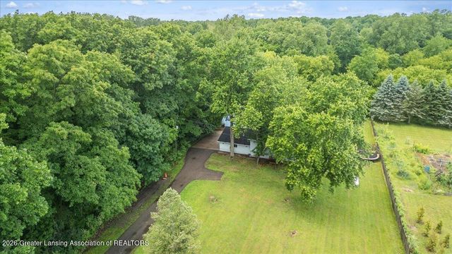 1397 N Onondaga Road, Holt, MI 48842