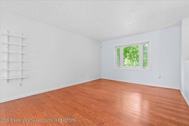 1397 N Onondaga Road, Holt, MI 48842