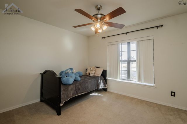 1118 QUAIL RUN, Burkburnett, TX 76354