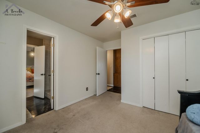 1118 QUAIL RUN, Burkburnett, TX 76354