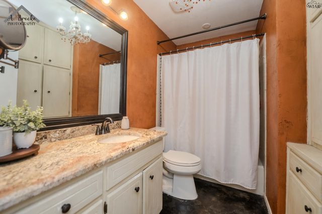 1118 QUAIL RUN, Burkburnett, TX 76354