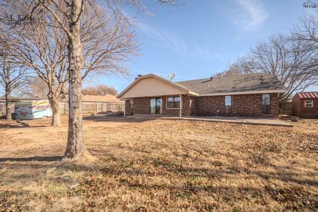 1118 QUAIL RUN, Burkburnett, TX 76354