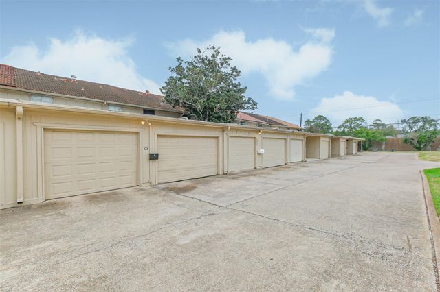 3362 Continental Drive, Missouri City, TX 77459