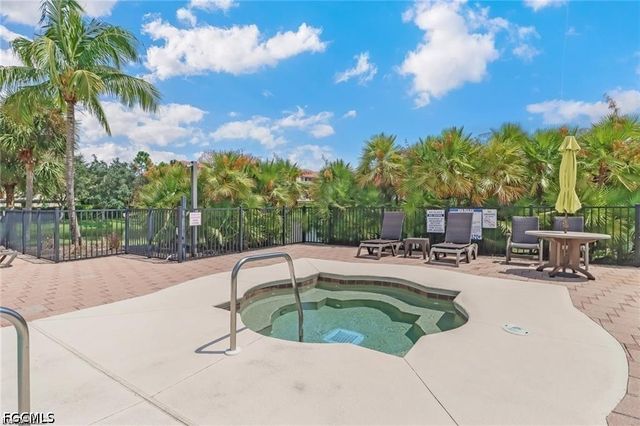 8251 Pathfinder LOOP 632, Fort Myers, FL 33919