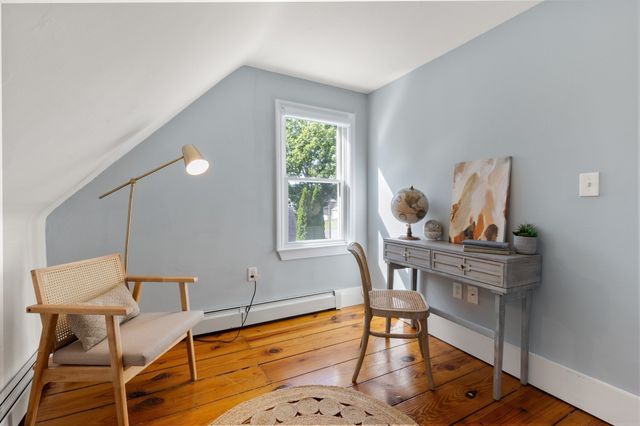160 Rock St, Whitman, MA 02382