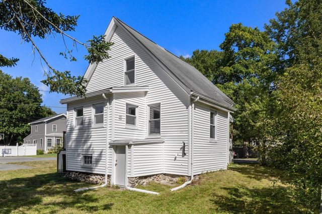 160 Rock St, Whitman, MA 02382