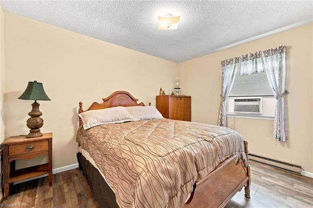 10027 Pine Street, Lowgap, NC 27024