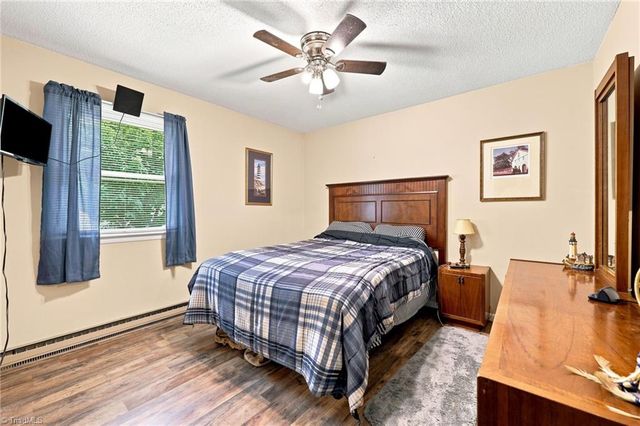 10027 Pine Street, Lowgap, NC 27024