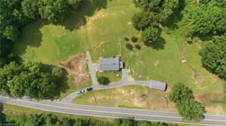 10027 Pine Street, Lowgap, NC 27024