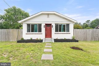 5 SICKLERVILLE RD, Sicklerville, NJ 08081