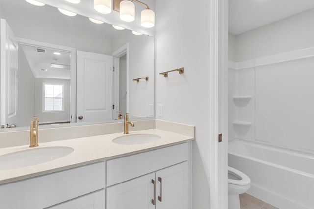 7 Cantona Drive, Summerville, SC 29483