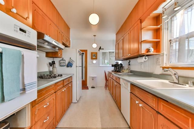 234 Imperial Beach Blvd, Imperial Beach, CA 91932