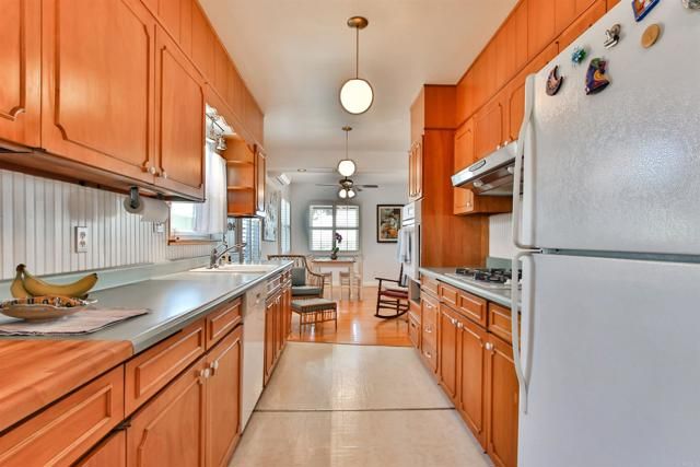 234 Imperial Beach Blvd, Imperial Beach, CA 91932