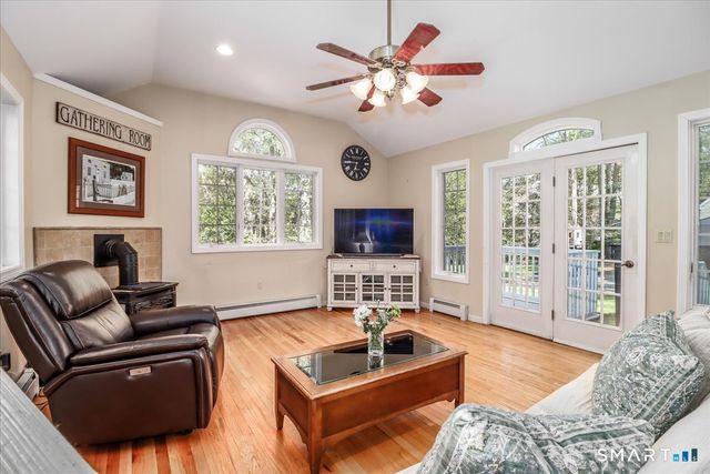 315 Booth Hill Road, Trumbull, CT 06611