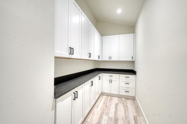 500 Williamstown Road S, Mineral Bluff, GA 30559