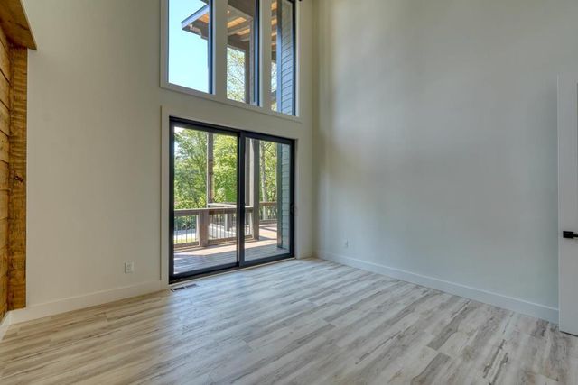 500 Williamstown Road S, Mineral Bluff, GA 30559
