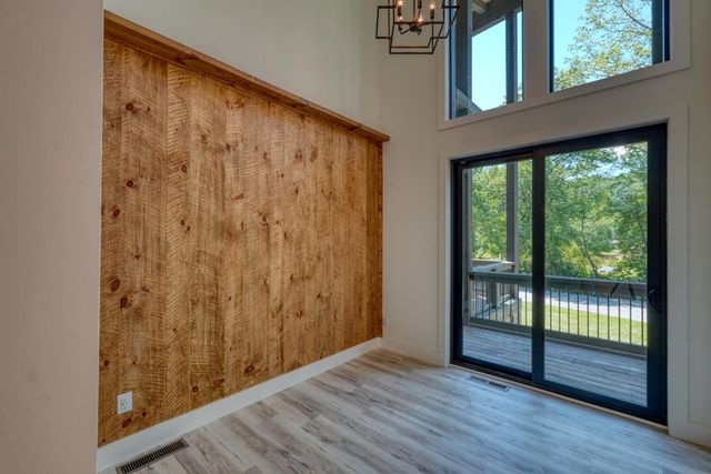 500 Williamstown Road S, Mineral Bluff, GA 30559