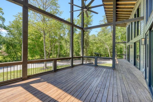 500 Williamstown Road S, Mineral Bluff, GA 30559