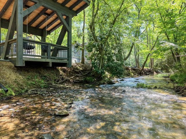 500 Williamstown Road S, Mineral Bluff, GA 30559