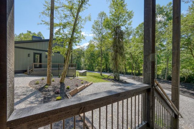 500 Williamstown Road S, Mineral Bluff, GA 30559