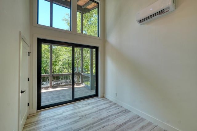 500 Williamstown Road S, Mineral Bluff, GA 30559