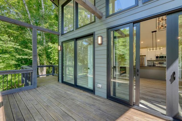500 Williamstown Road S, Mineral Bluff, GA 30559