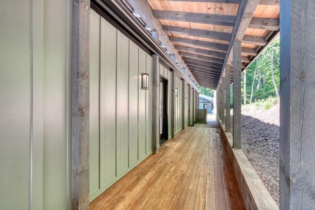 500 Williamstown Road S, Mineral Bluff, GA 30559