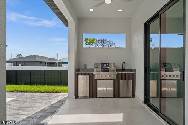 514 NW 36th PL, Cape Coral, FL 33993