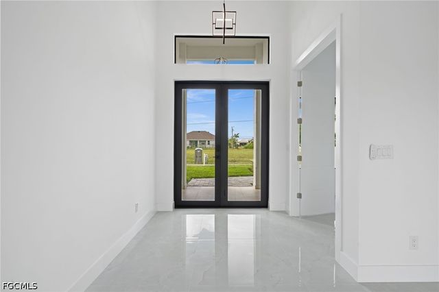 514 NW 36th PL, Cape Coral, FL 33993