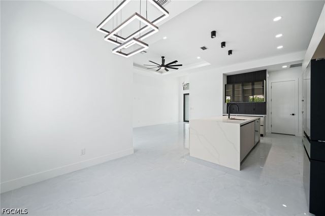 514 NW 36th PL, Cape Coral, FL 33993