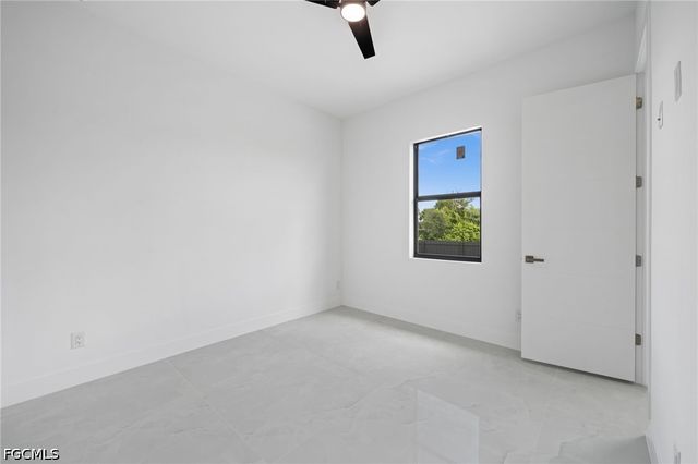 514 NW 36th PL, Cape Coral, FL 33993