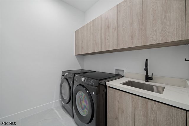 514 NW 36th PL, Cape Coral, FL 33993