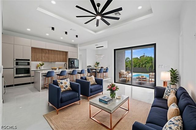 514 NW 36th PL, Cape Coral, FL 33993