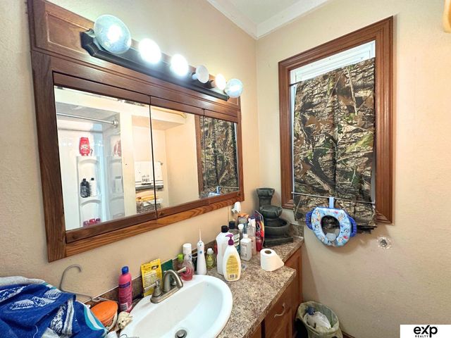 202 N Molley Street, Bennington, NE 68007